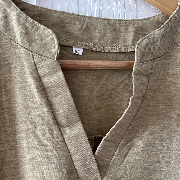 Tan shirt sleeve long tee - Picture 2 of 2